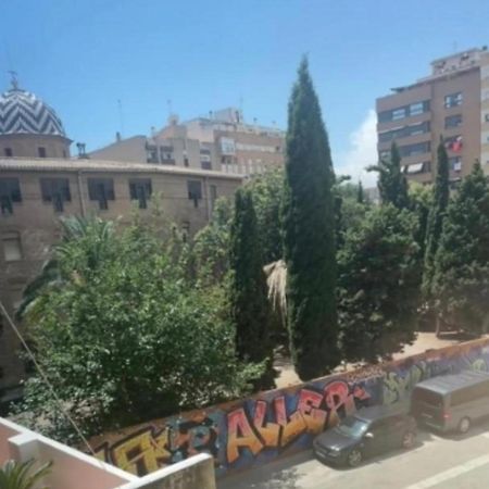 Familyhomestay Valensiya Dış mekan fotoğraf